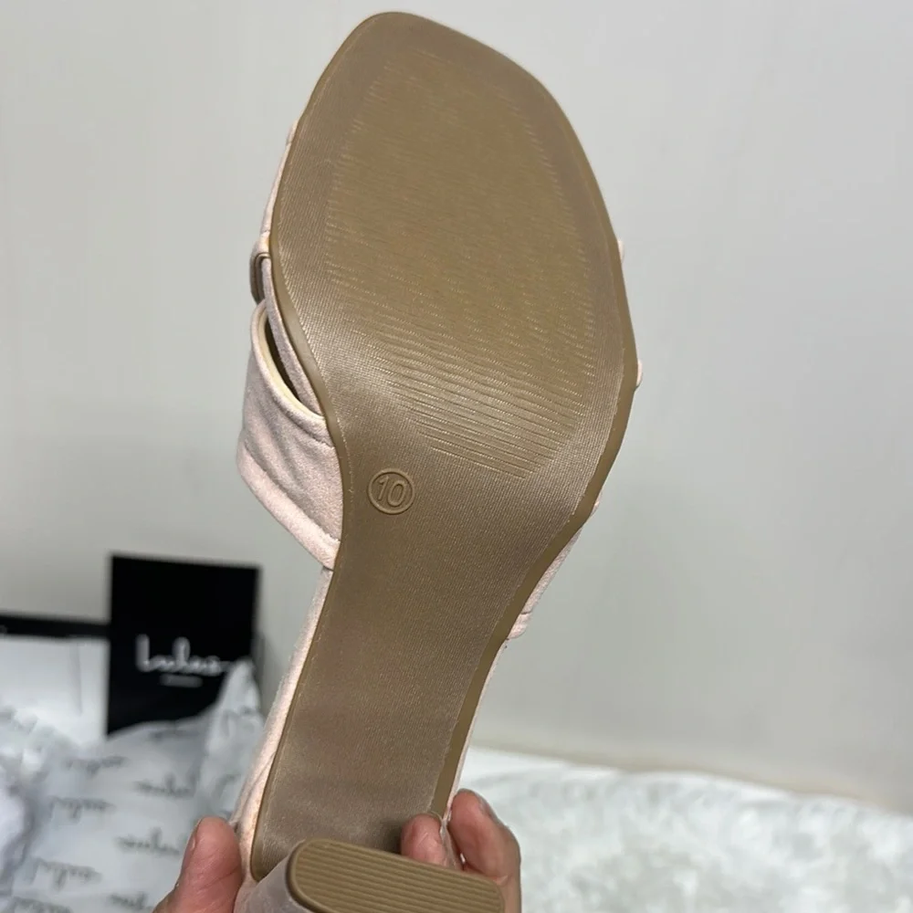 Lulu's Pink Heels with Crossover Straps